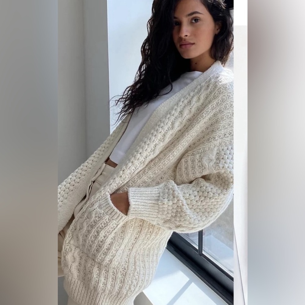 *SOLD* Wilfred Free Cable Knit Cardigan